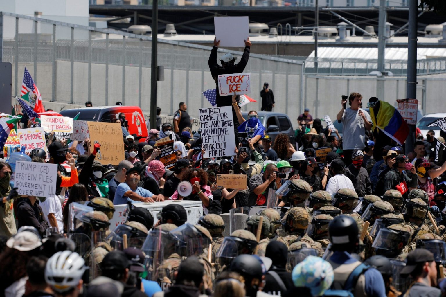 Trump from protesting stress in Los Angeles to protest of guards deployed