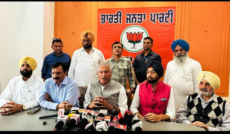 Punjab BJP Badlaav Rally preparations in Moga by Sunil Jakhar