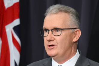 Australia Iran visa ban on tourist visas announced