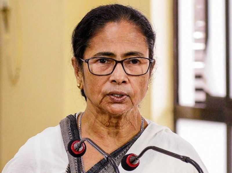 Mamata Banerjee addressing West Bengal election rally