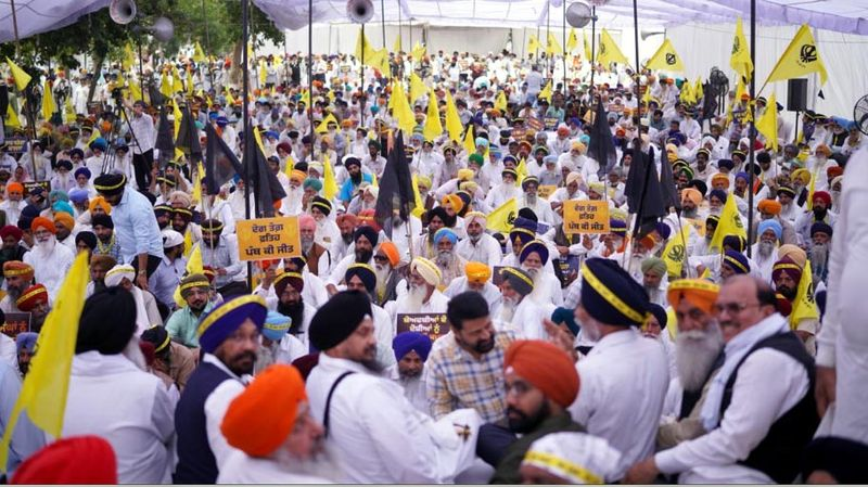 Punjab Anti Sacrilege Protest outside Patiala DC office demanding strict law