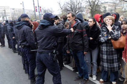 Serbia journalists protest government over media pressure