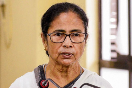 Mamata Banerjee addressing rally on BJP voter list controversy