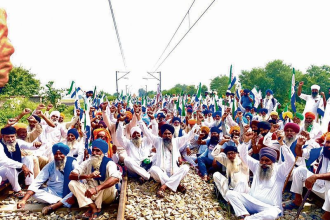 Punjab farmers rail blockade protest over wheat procurement