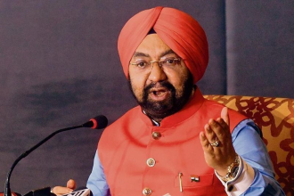 Kejriwal Sahney resignation claim political controversy