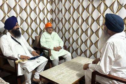 Punjab Governor SGPC Meeting with Dhami and Gargaj on Act issue