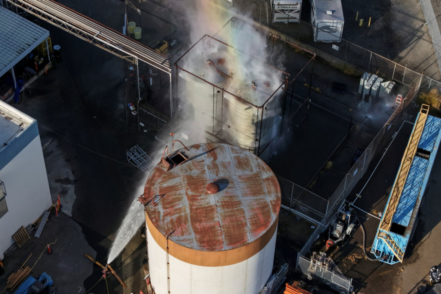 California chemical accident, toxic gas leak, US breaking news, evacuation alert, aerospace plant incident, methyl methacrylate, emergency California