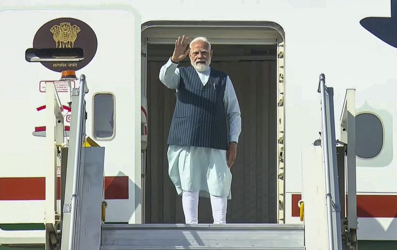 PM Modi with UAE President in Abu Dhabi