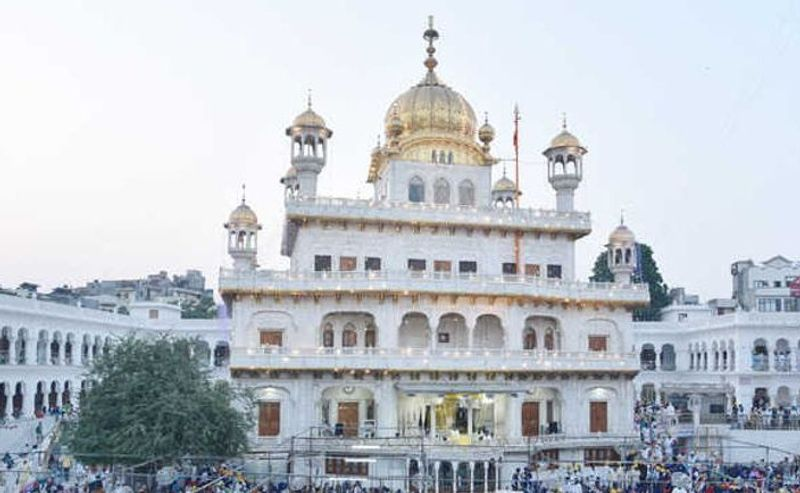 Kultar Singh Sandhwan arriving at Akal Takht secretariat in Amritsar for clarification meeting on 2026 Act