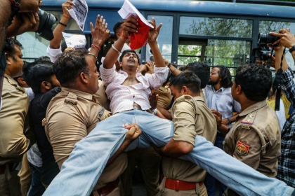 CBI arrests professor in NEET 2026 Paper Leak case Pune