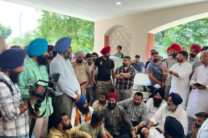 Majithia DSP Clash Punjab protest outside SDM office during municipal elections
